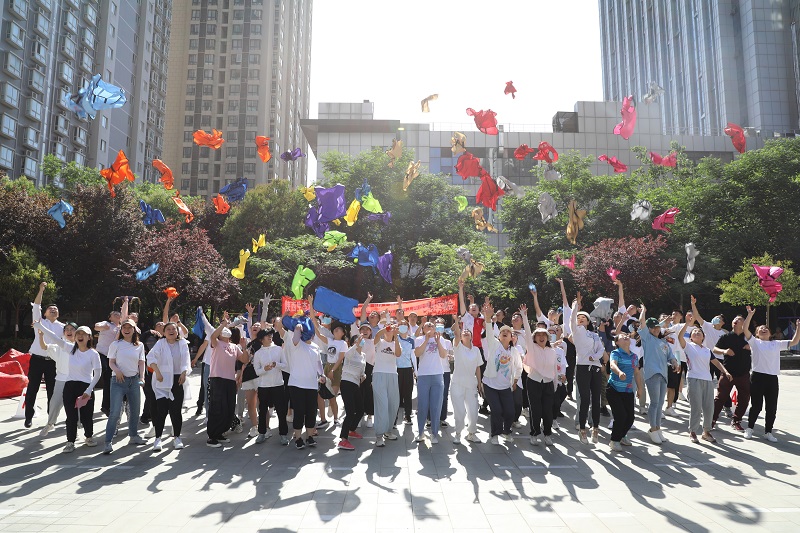 生態(tài)水泥：靠譜！金牌管家將暖心服務(wù)送到職工心坎里