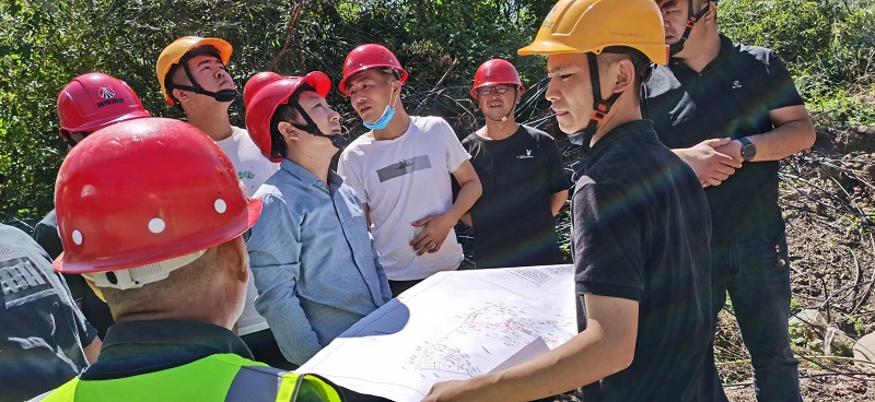 黃陵新材公司：理論結合實(shí)際 加快建設腳步