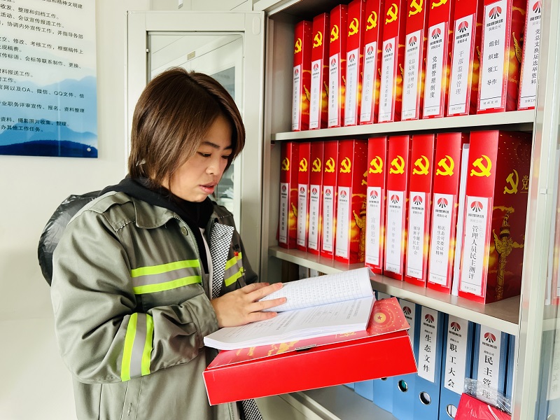 華山先進(jìn) | 惠曉嬌：挺膺擔當  以?shī)^斗姿態(tài)激揚青春