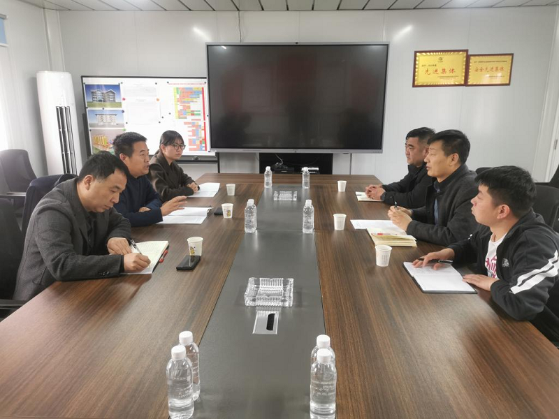 陜西建材科技公司黨委副書(shū)記、總經(jīng)理周紅一行到黃陵新材公司檢查指導調研