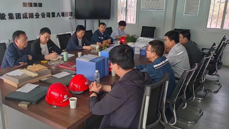 陜西建材科技公司副總工程師蘇富平一行到神木恒穩公司檢查指導工作