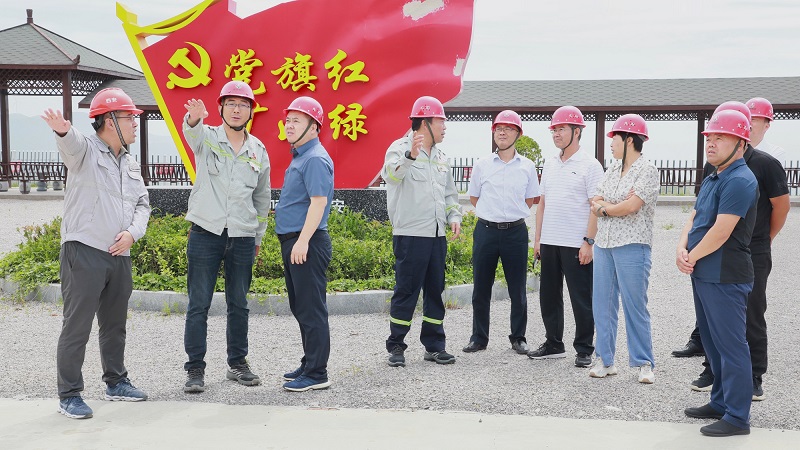 渭南市人大常委會(huì )副秘書(shū)長(cháng)閆忠民一行到富平公司調研