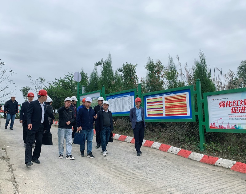 陜渝建材公司綠色礦山建設通過(guò)驗收評審