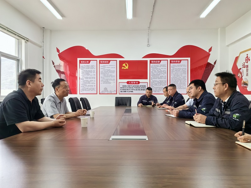 王琦一行到華山營(yíng)銷(xiāo)公司粉煤灰運營(yíng)中心開(kāi)展“安全生產(chǎn)月”活動(dòng)督導檢查